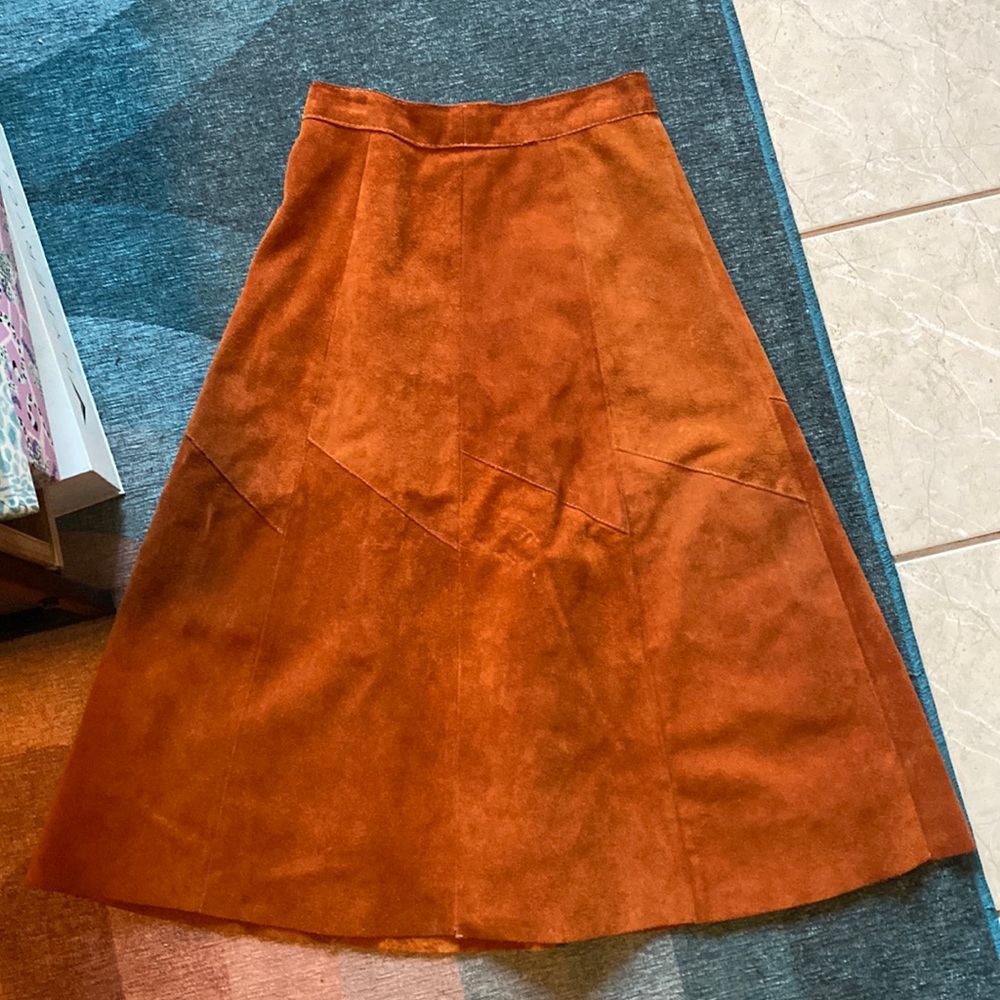 Vintage brown suede skirt